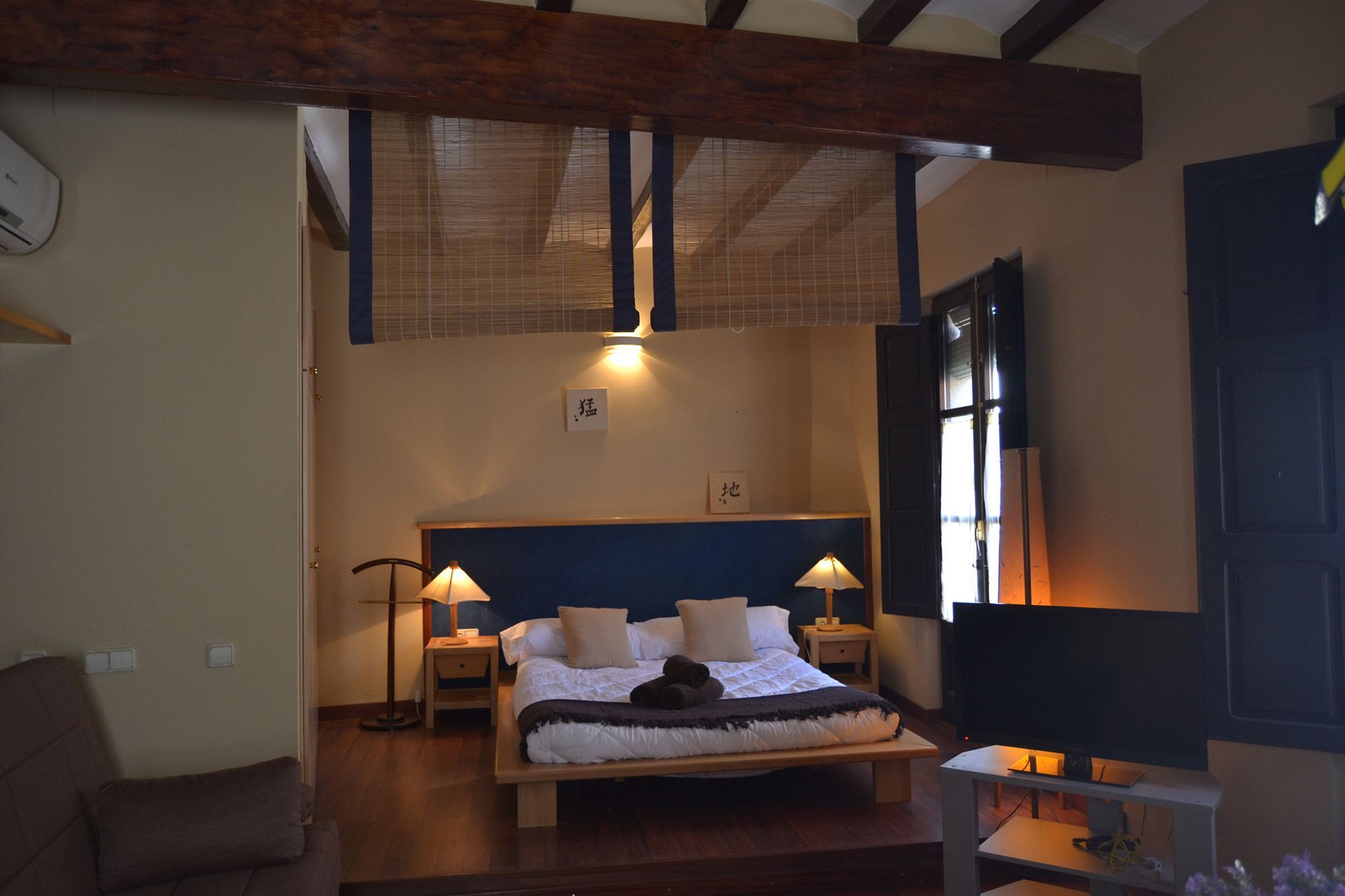Tarragona Suites 70- Cavallers Ngoại thất bức ảnh
